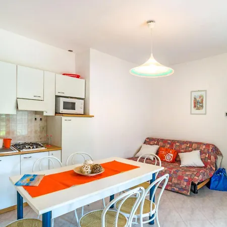 בית נופש Super Dinky - Bib287 By Interhome ביביונה